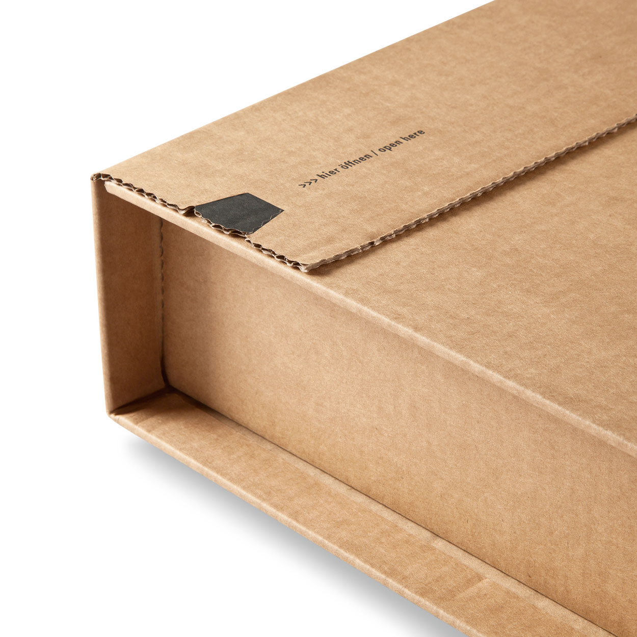 Ordnerversandverpackung CP 055.51 Innenmaße: 320 x 290 x 35-80 mm Außenmaße: 365x300x-85 mm weiss